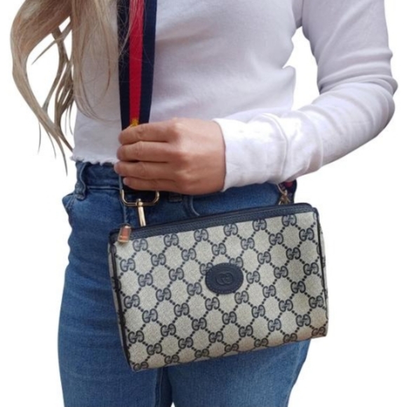 Gucci Handbags - Authentic Vintage Gucci GG Monogram Supreme Clutch Fanny Bum Waist Belt Bag